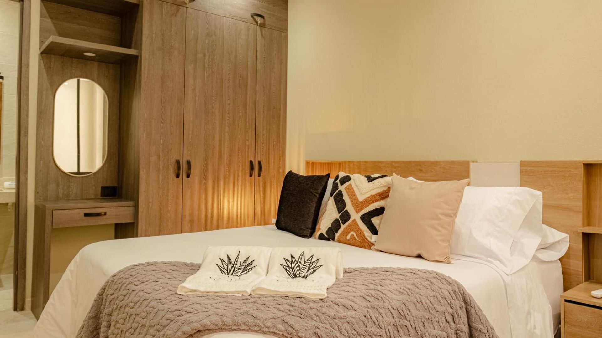 Casa Maguey Rooftop Jacuzzi Bay Views & Culture Get Сasa de vacaciones