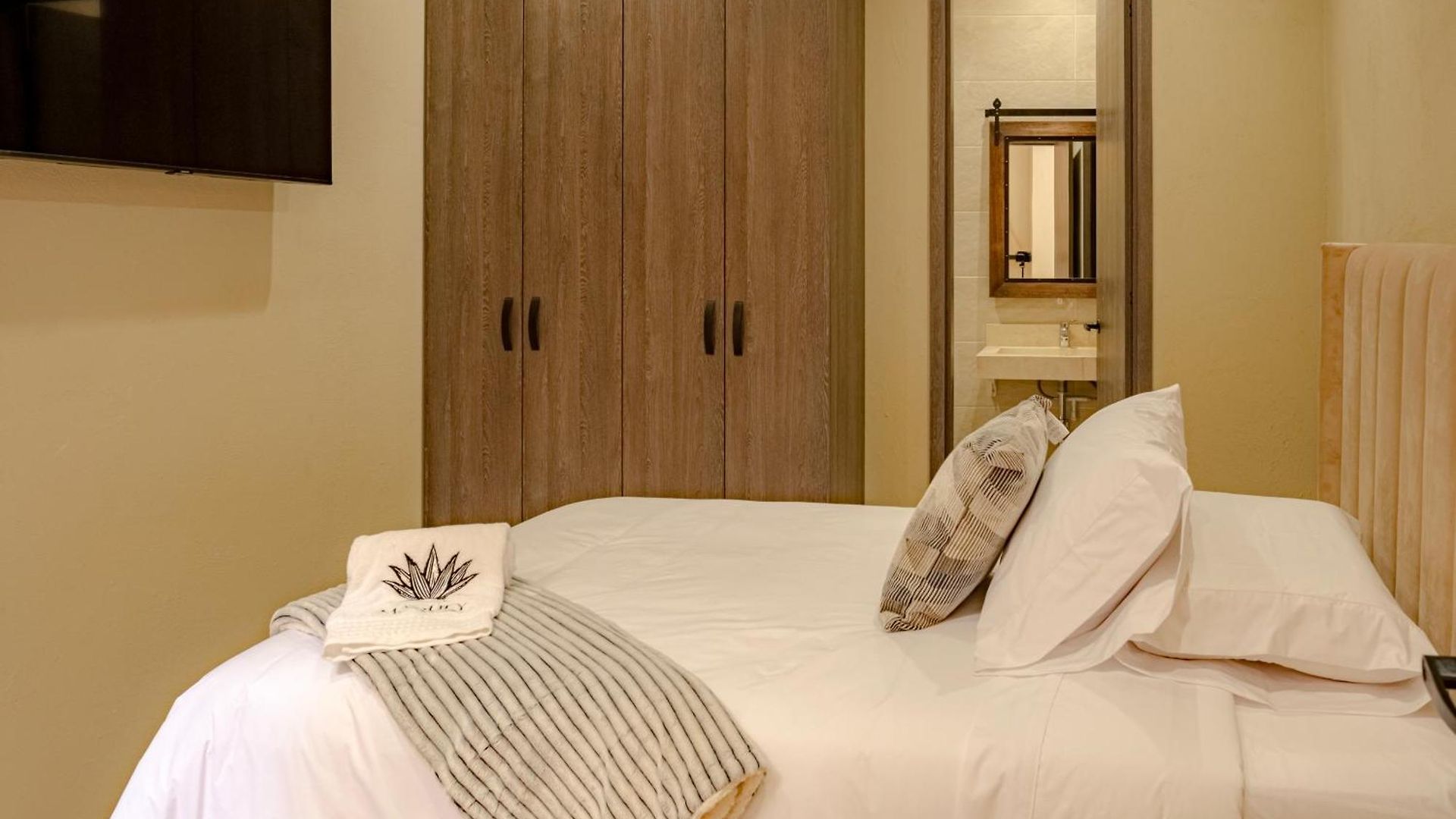 Сasa de vacaciones Casa Maguey Rooftop Jacuzzi Bay Views & Culture Get