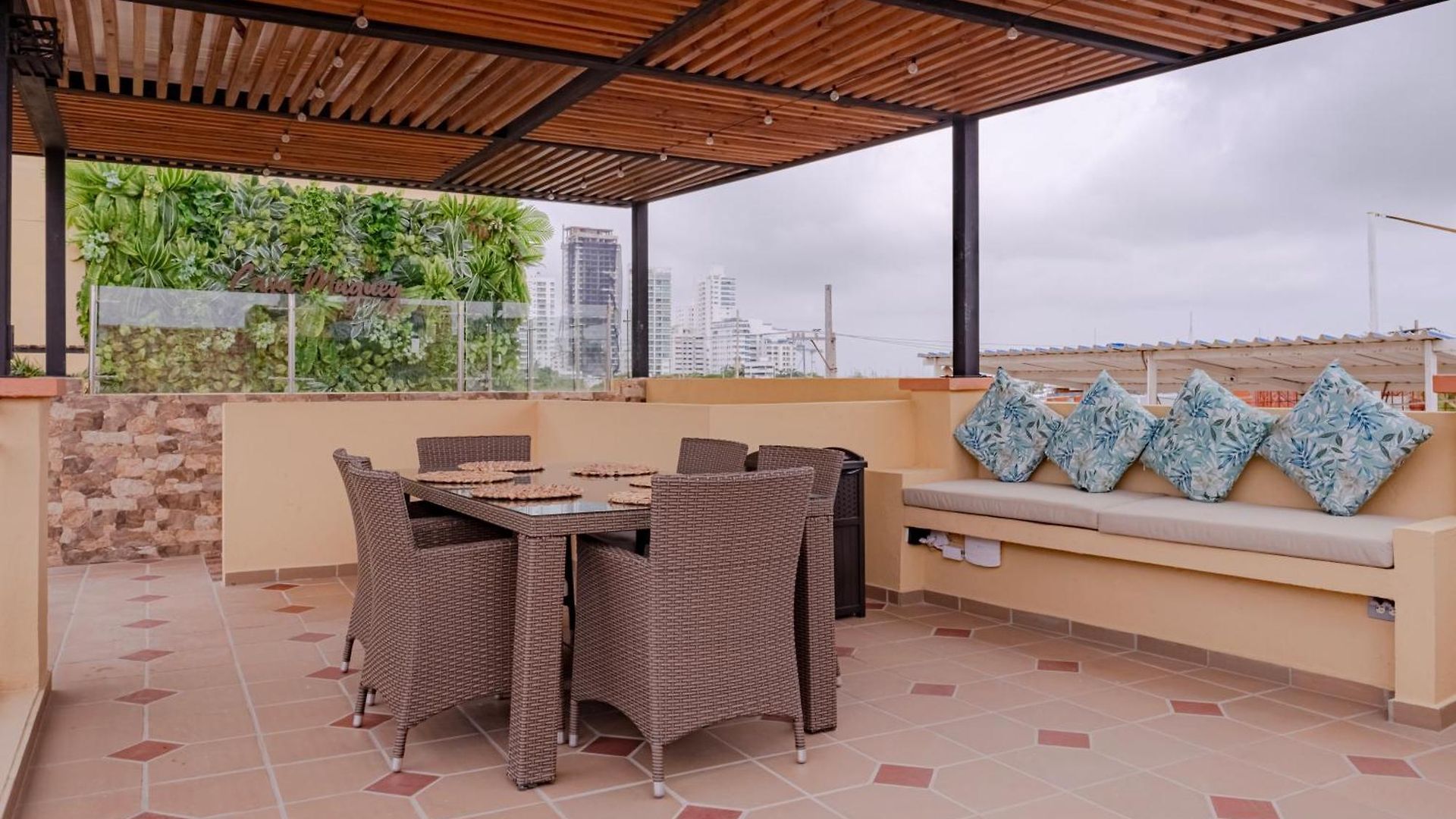 Сasa de vacaciones Casa Maguey Rooftop Jacuzzi Bay Views & Culture Get Cartagena