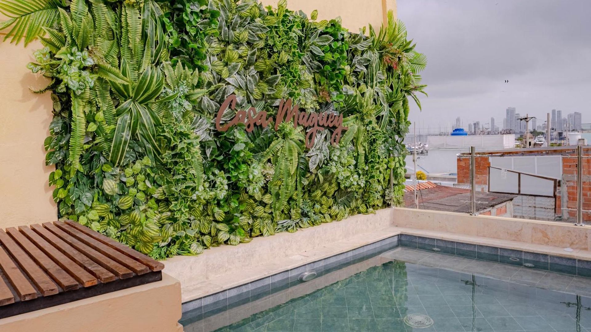 Casa Maguey Rooftop Jacuzzi Bay Views & Culture Get * Cartagena