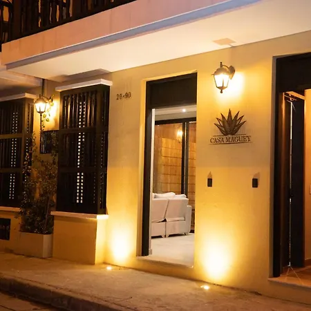 Casa Maguey Rooftop Jacuzzi Bay Views & Culture Get Сasa de vacaciones Cartagena